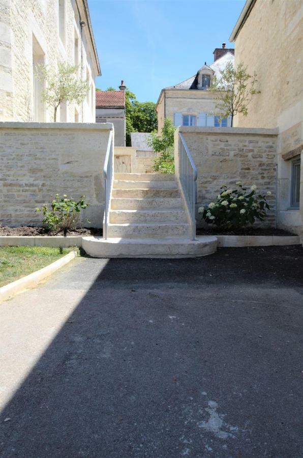 La Villa Lombardi En Champagne, Avec Piscine Privee Et Jacuzzi Les Riceys Exterior photo
