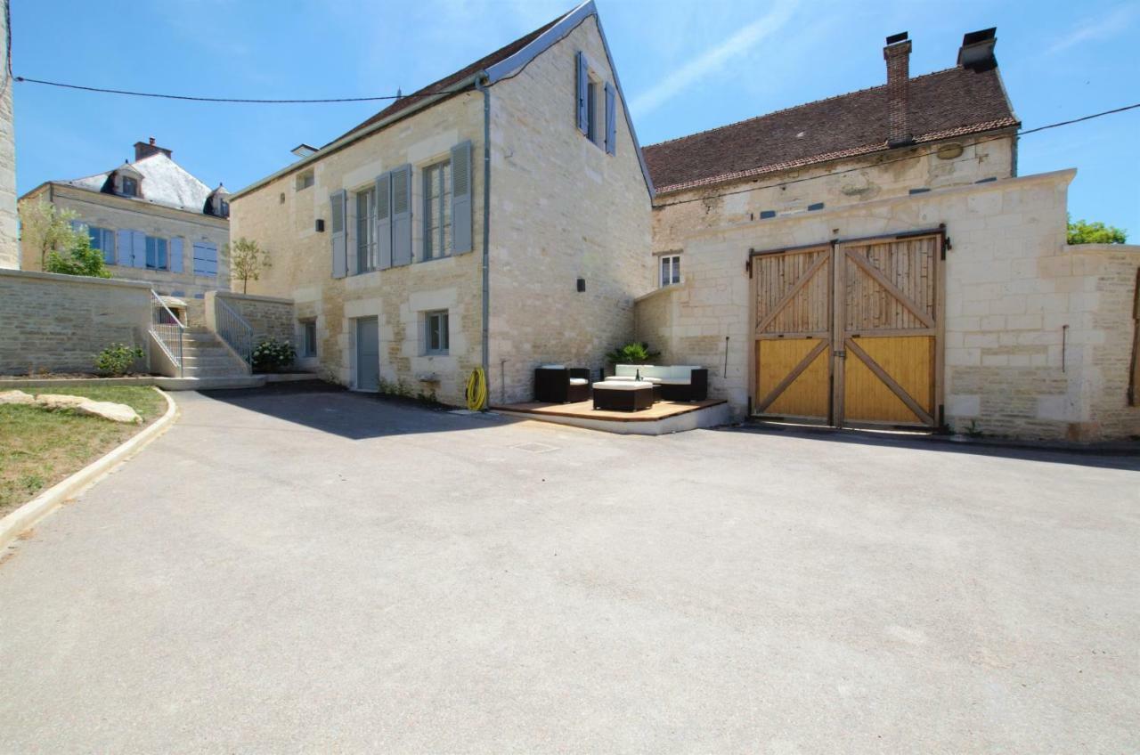 La Villa Lombardi En Champagne, Avec Piscine Privee Et Jacuzzi Les Riceys Exterior photo